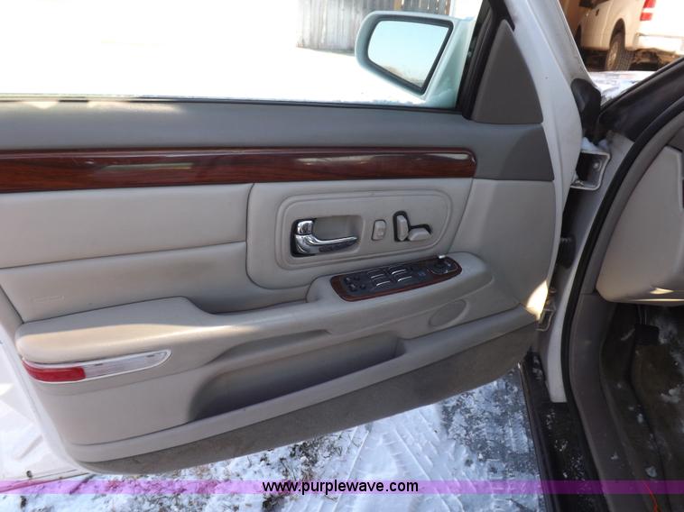 image for item I9243 1999 Cadillac DeVille