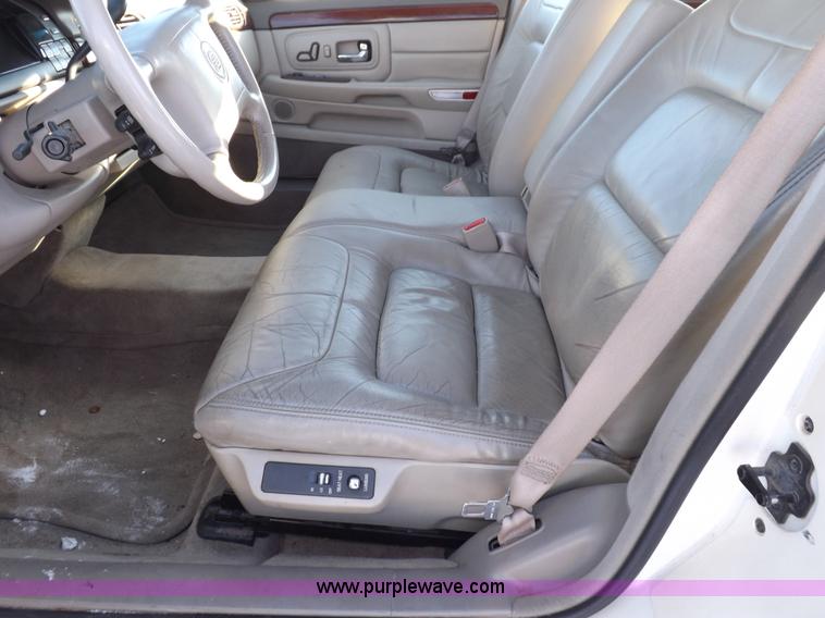 image for item I9243 1999 Cadillac DeVille