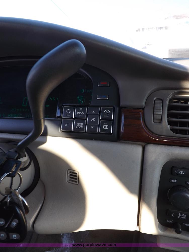 image for item I9243 1999 Cadillac DeVille