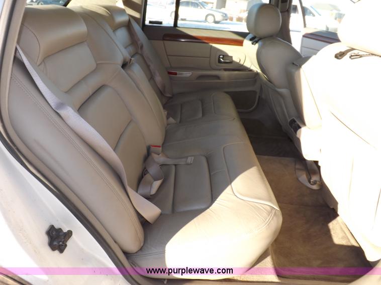 image for item I9243 1999 Cadillac DeVille