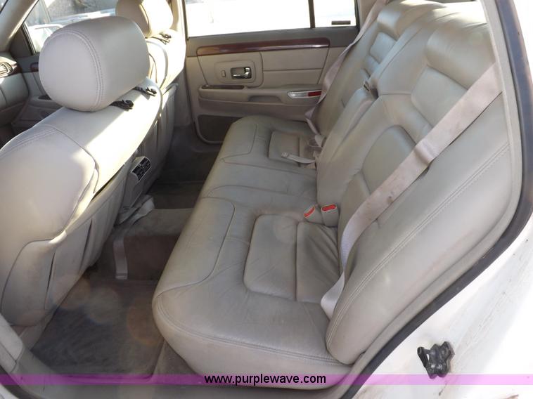 image for item I9243 1999 Cadillac DeVille