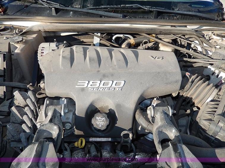 image for item I9474 2002 Chevrolet Impala LS
