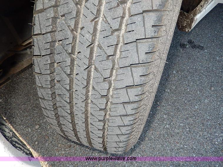 image for item I9474 2002 Chevrolet Impala LS