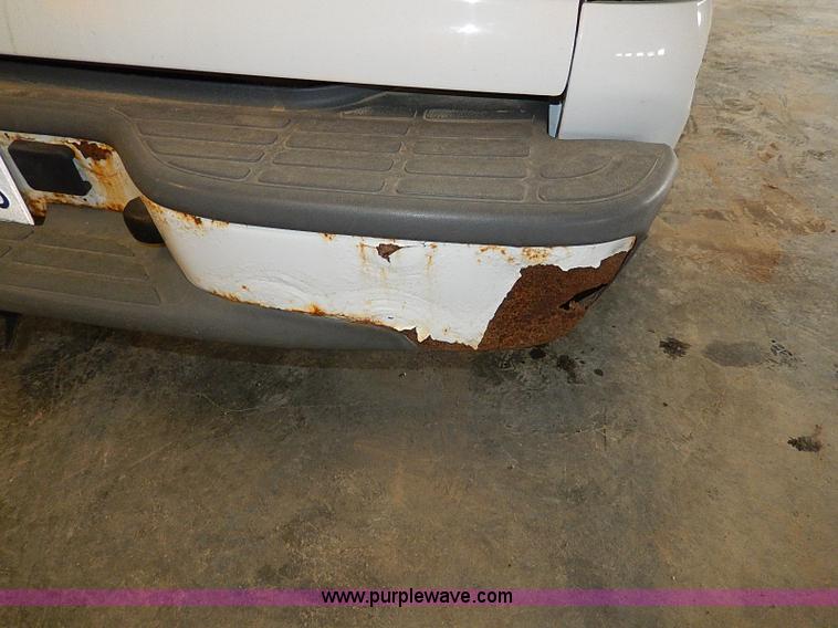 image for item I9492 2002 Chevrolet Suburban 1500 Z71 SUV