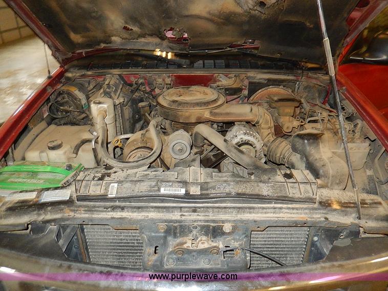 image for item I9493 1995 Chevrolet S10 pickup truck