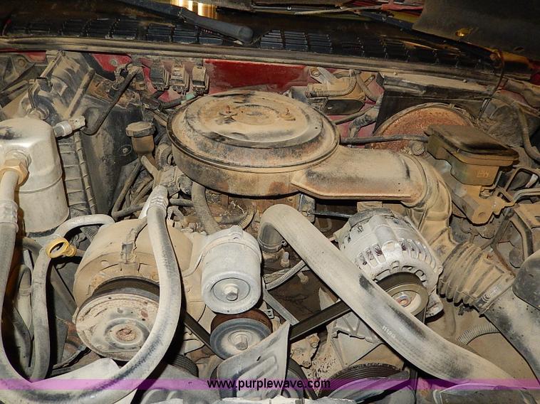 image for item I9493 1995 Chevrolet S10 pickup truck