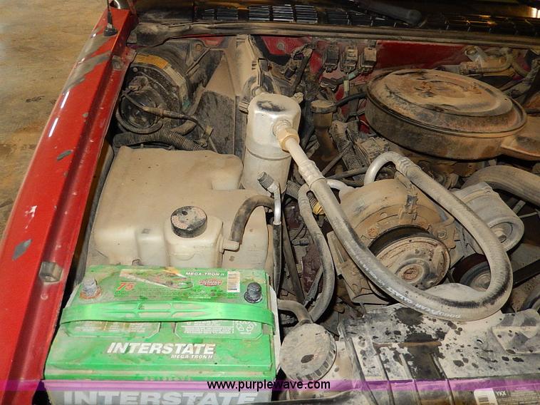 image for item I9493 1995 Chevrolet S10 pickup truck