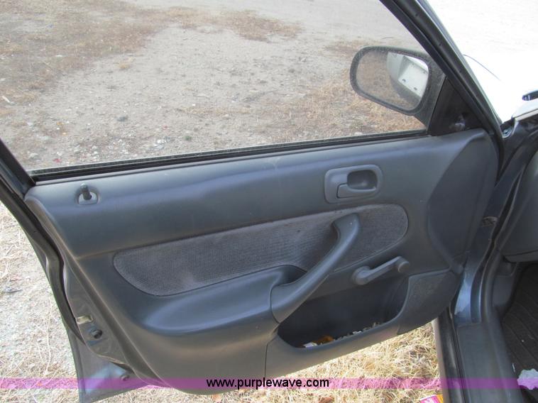image for item G9671 1996 Honda Civic DX