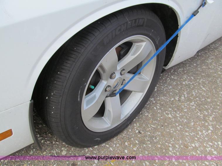 image for item G9672 2013 Dodge Challenger SXT