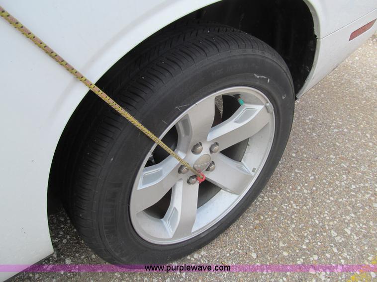 image for item G9672 2013 Dodge Challenger SXT