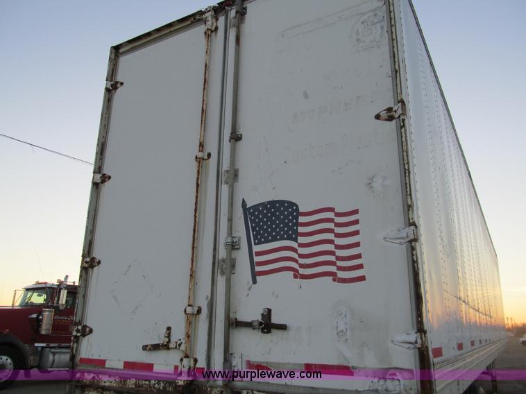 image for item G9704 1983 Trailmobile tandem axle dry van trailer