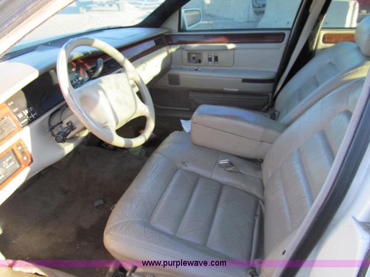 image for item G9707 1995 Cadillac DeVille