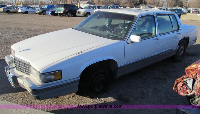 image for item G9708 1992 Cadillac DeVille