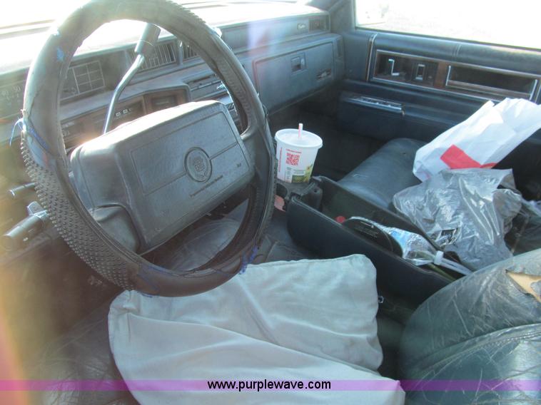 image for item G9708 1992 Cadillac DeVille
