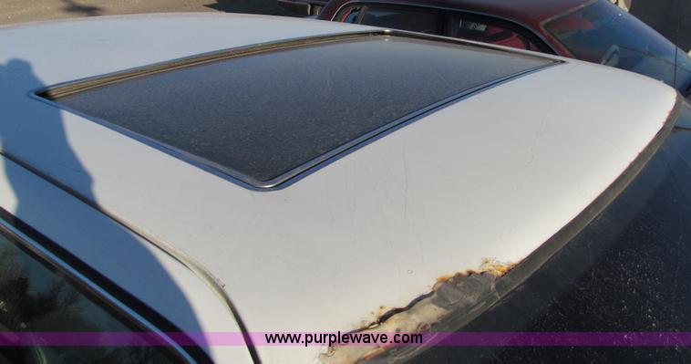 image for item G9708 1992 Cadillac DeVille