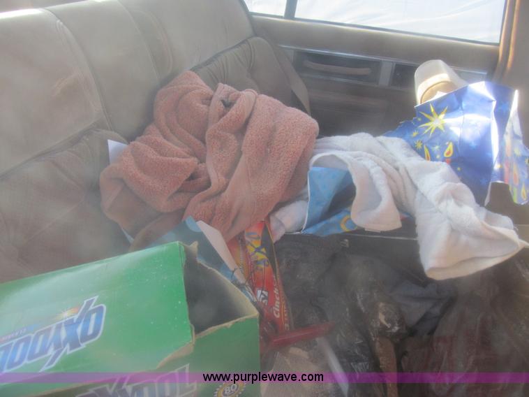 image for item G9709 1988 Oldsmobile Delta 88 Royale Brougham