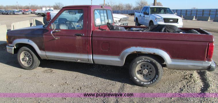 image for item G9711 1990 Ford Ranger pickup truck