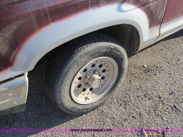 image for item G9711 1990 Ford Ranger pickup truck