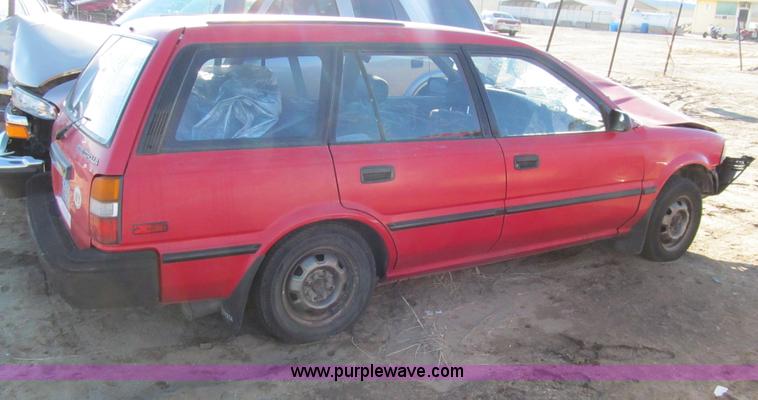 image for item G9712 1992 Toyota Corolla DLX