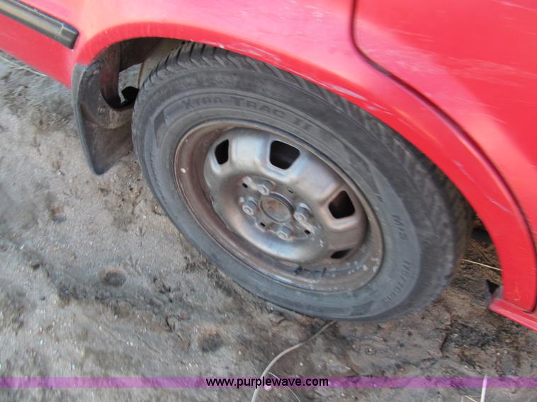 image for item G9712 1992 Toyota Corolla DLX