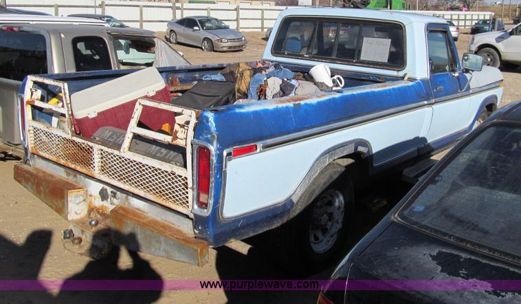 image for item G9714 1978 Ford F250 pickup truck