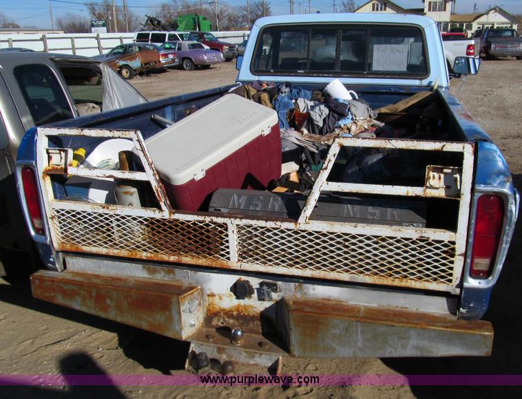 image for item G9714 1978 Ford F250 pickup truck