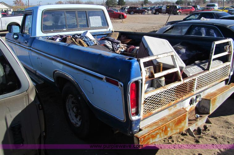 image for item G9714 1978 Ford F250 pickup truck