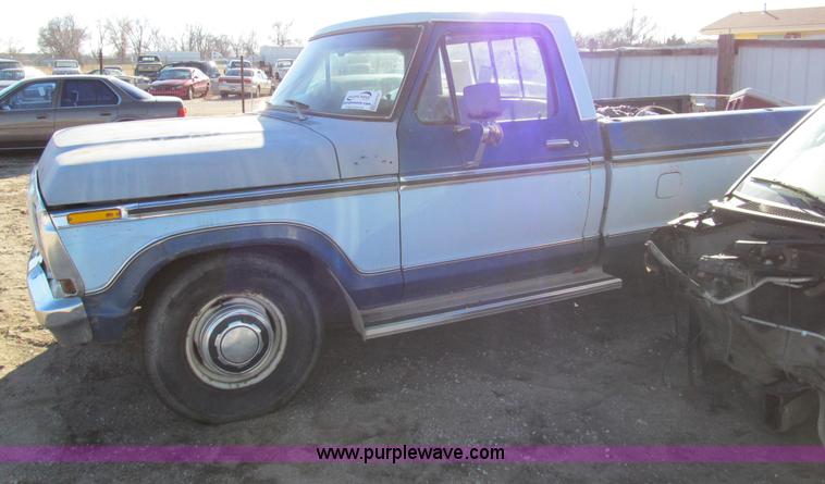 image for item G9714 1978 Ford F250 pickup truck