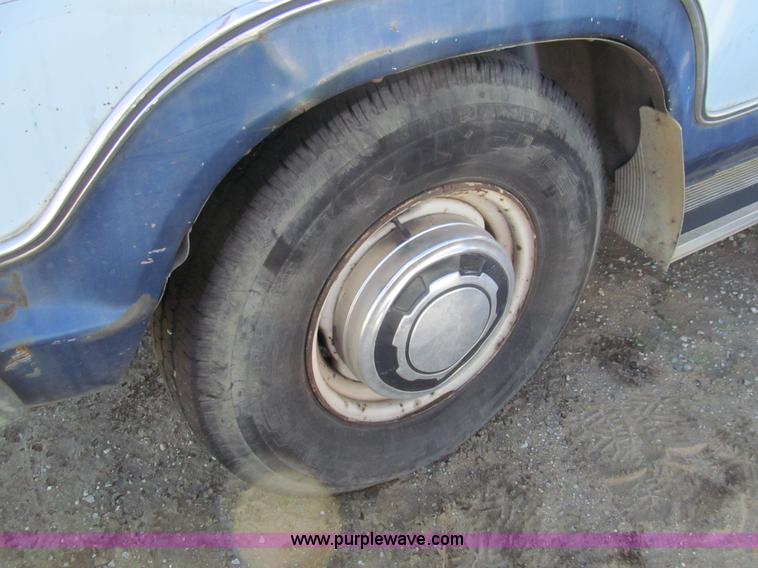 image for item G9714 1978 Ford F250 pickup truck