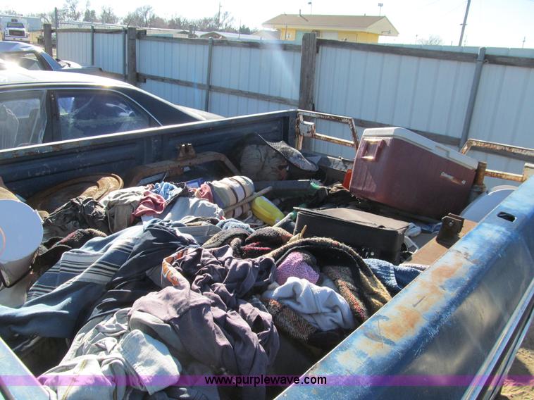 image for item G9714 1978 Ford F250 pickup truck