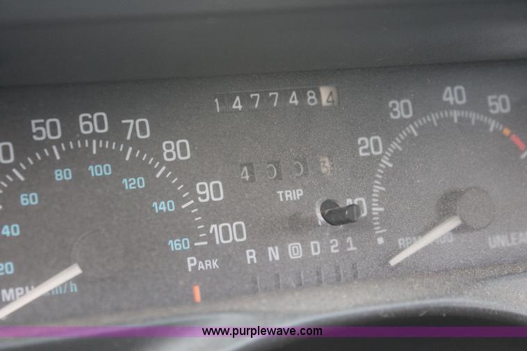 image for item H8328 1992 Buick LeSabre Limited