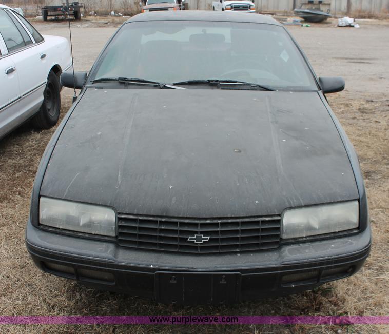 image for item H8330 1993 Chevrolet Beretta Z26 Edition