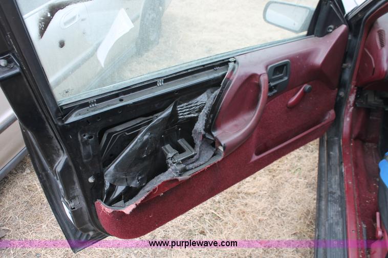 image for item H8330 1993 Chevrolet Beretta Z26 Edition