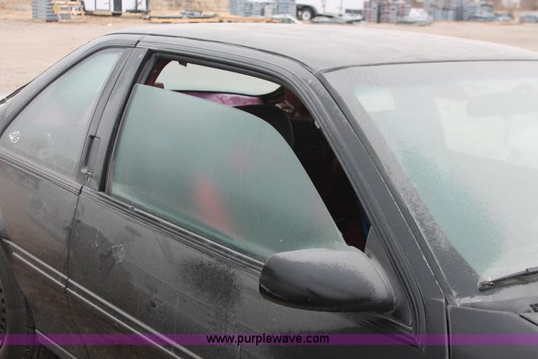 image for item H8330 1993 Chevrolet Beretta Z26 Edition