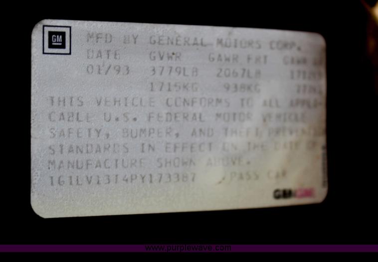 image for item H8330 1993 Chevrolet Beretta Z26 Edition