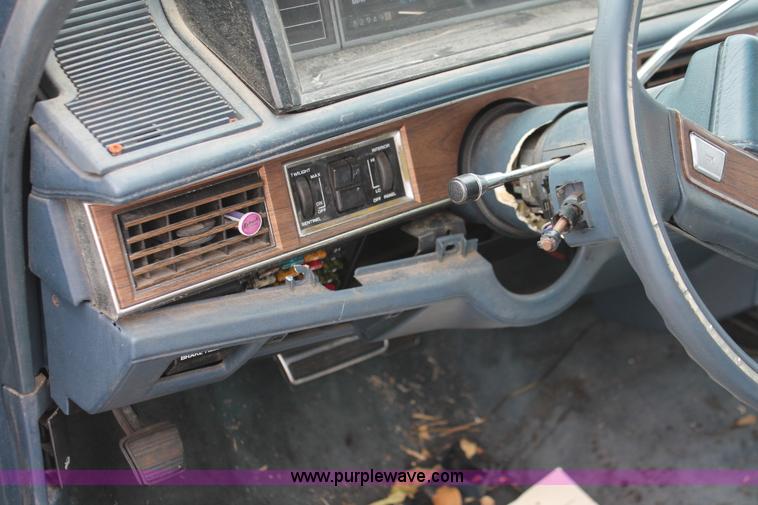 image for item H8331 1990 Oldsmobile Ninety Eight Regency Brougham