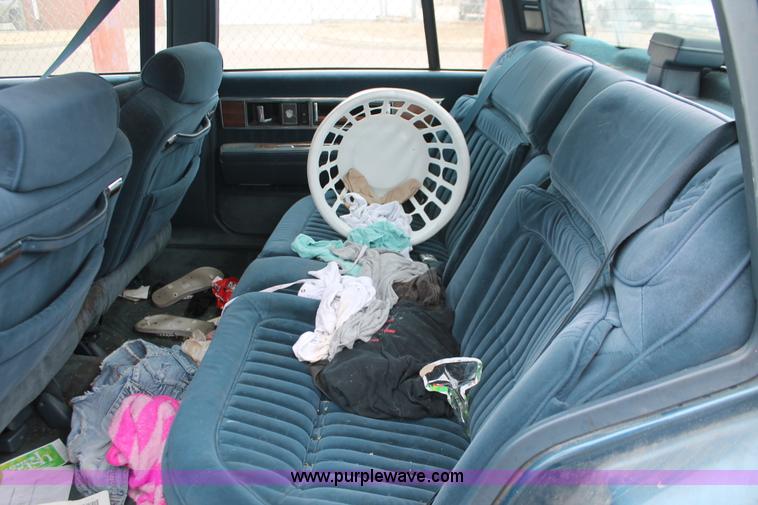 image for item H8331 1990 Oldsmobile Ninety Eight Regency Brougham