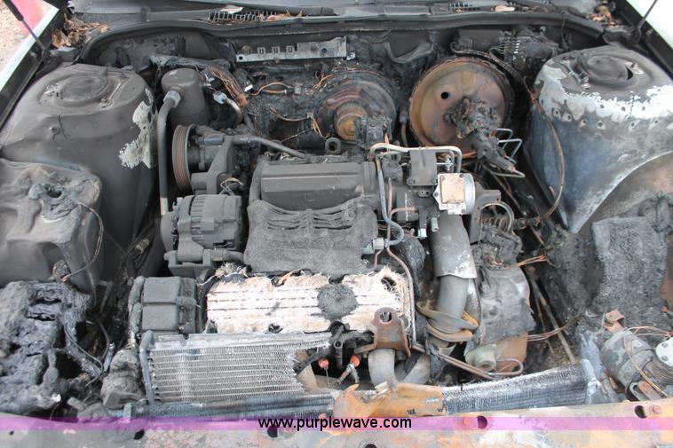 image for item H8331 1990 Oldsmobile Ninety Eight Regency Brougham