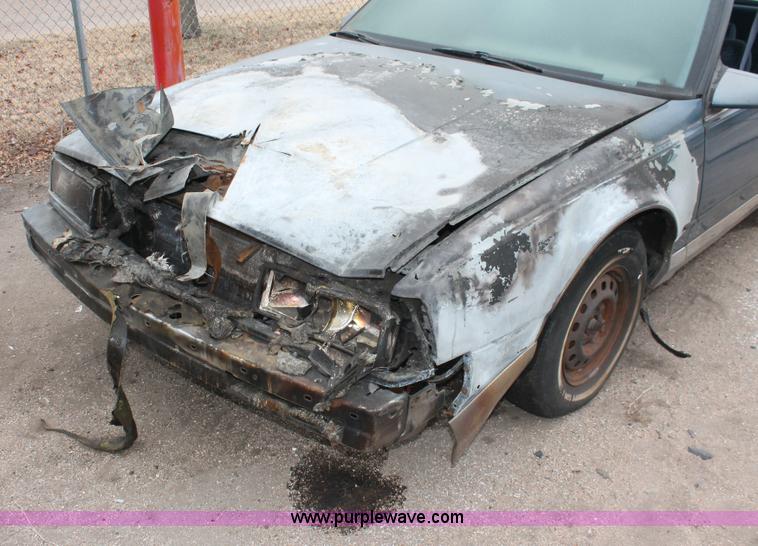 image for item H8331 1990 Oldsmobile Ninety Eight Regency Brougham