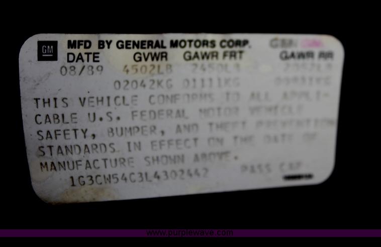 image for item H8331 1990 Oldsmobile Ninety Eight Regency Brougham