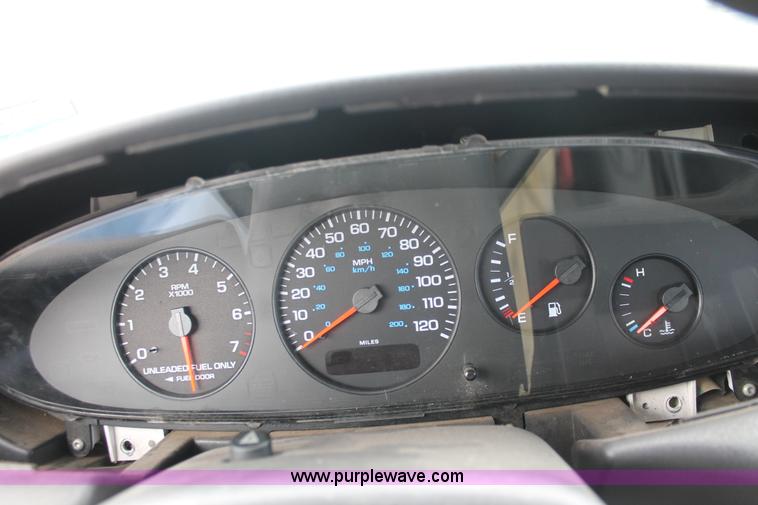 image for item H8332 1998 Chrysler Sebring JX convertible