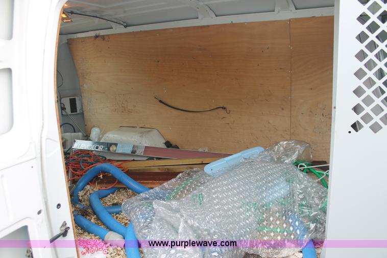 image for item H8333 1997 Dodge Ram 2500 van