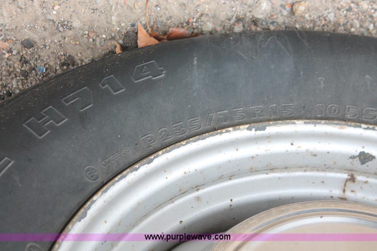 image for item H8333 1997 Dodge Ram 2500 van