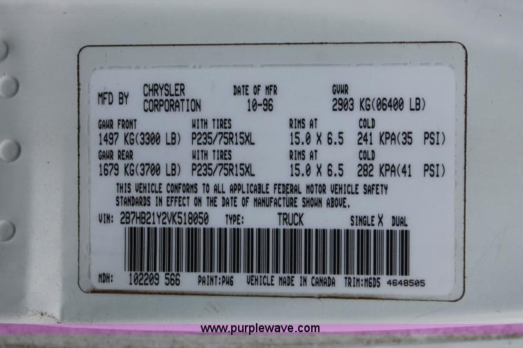 image for item H8333 1997 Dodge Ram 2500 van