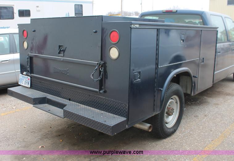 image for item H8334 1998 Chevrolet 3500 Crew Cab utility truck