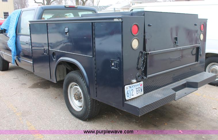 image for item H8334 1998 Chevrolet 3500 Crew Cab utility truck