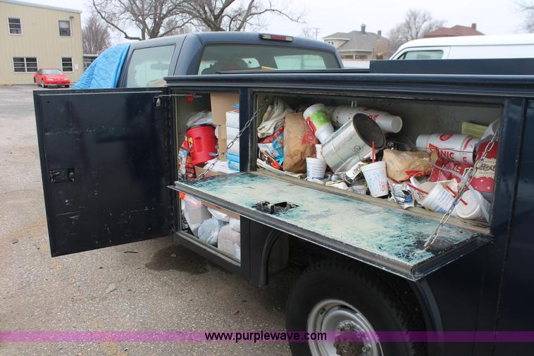 image for item H8334 1998 Chevrolet 3500 Crew Cab utility truck