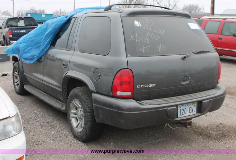 image for item H8335 2001 Dodge Durango SUV