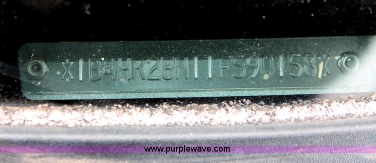 image for item H8335 2001 Dodge Durango SUV