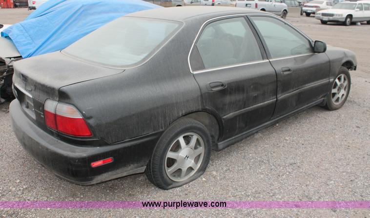 image for item H8336 1996 Honda Accord